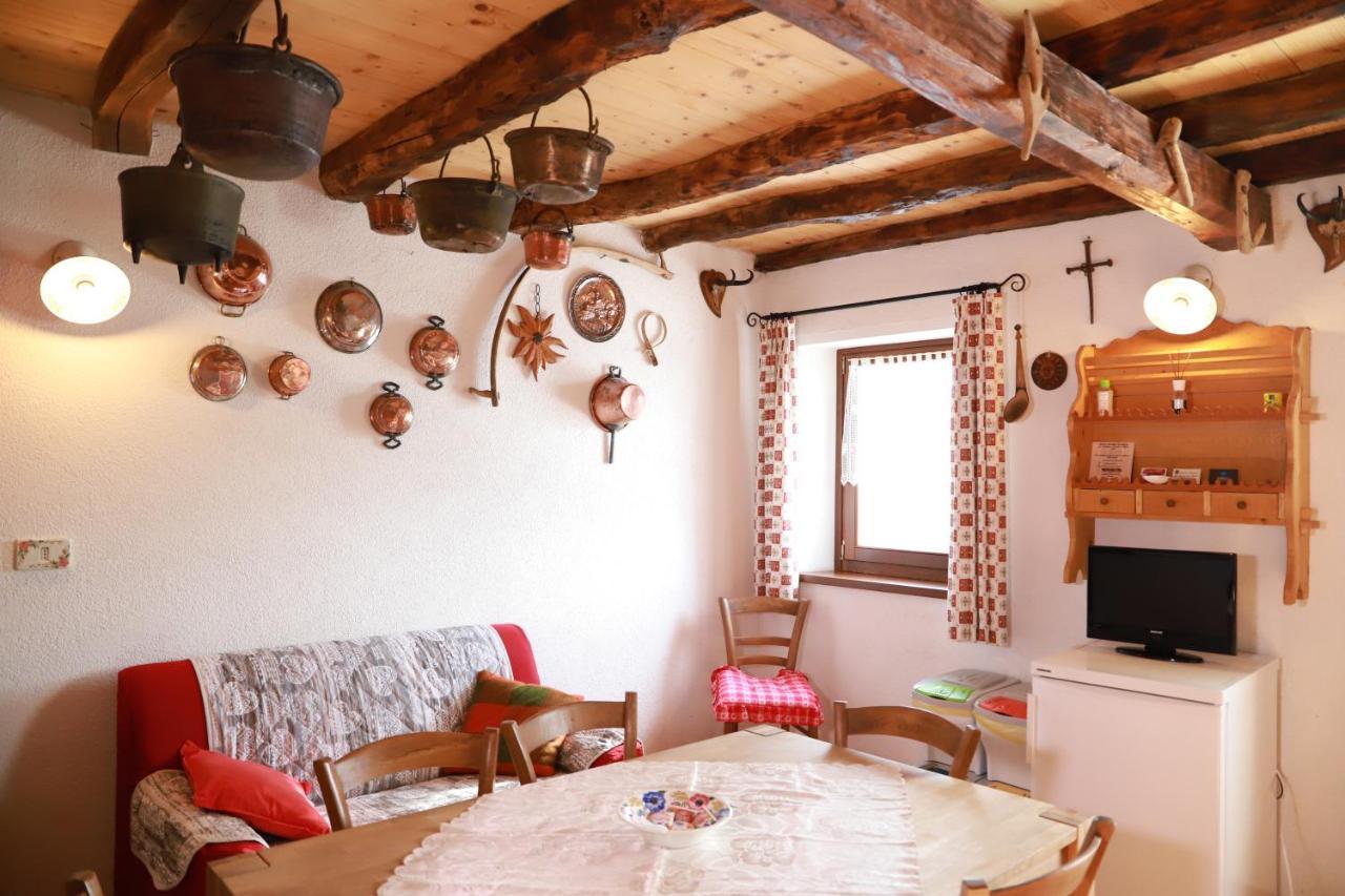 La Casa Del Ghiro - Parco Dolomiti Bellunesi Corazzai Luaran gambar